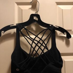Lululemon sports bra